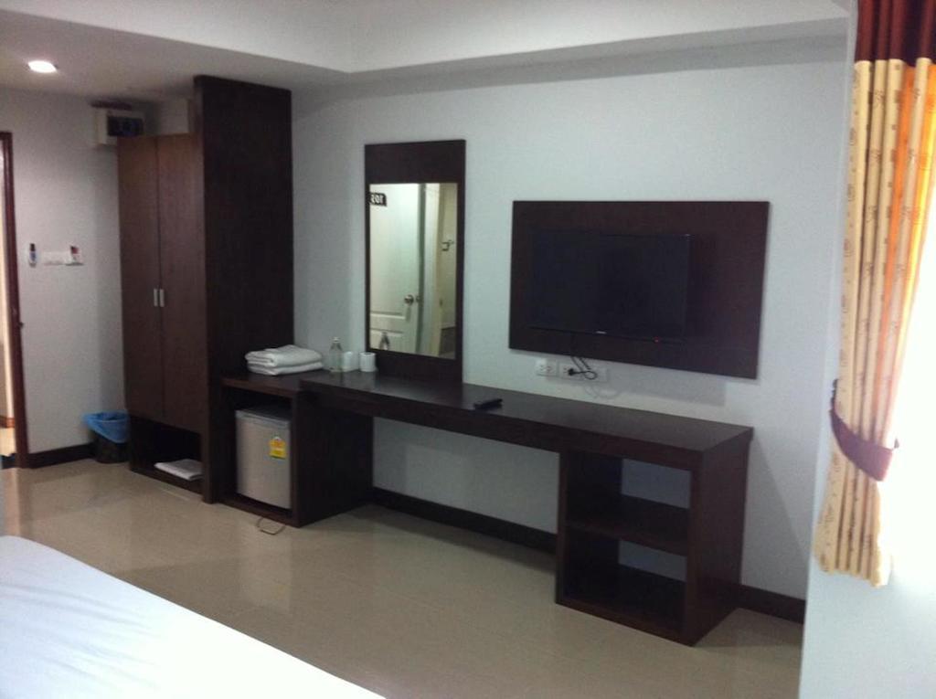 Hotel S.K.Airport Chiang Mai Extérieur photo