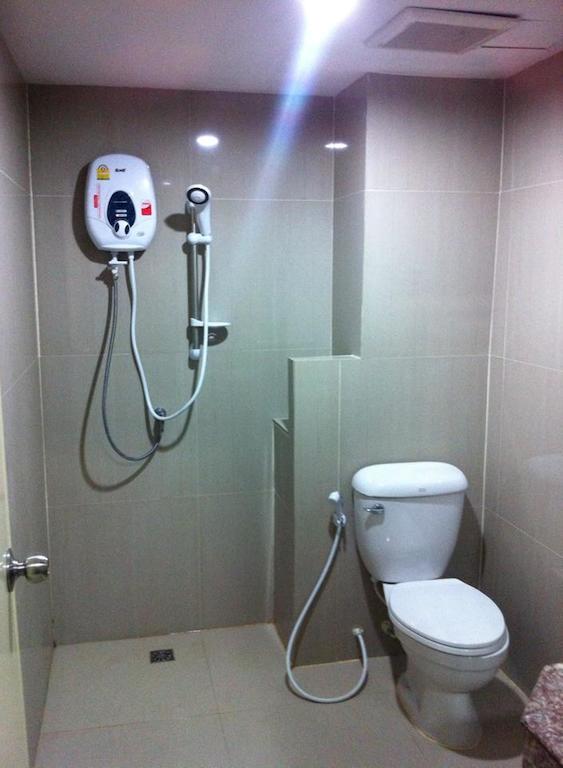Hotel S.K.Airport Chiang Mai Extérieur photo